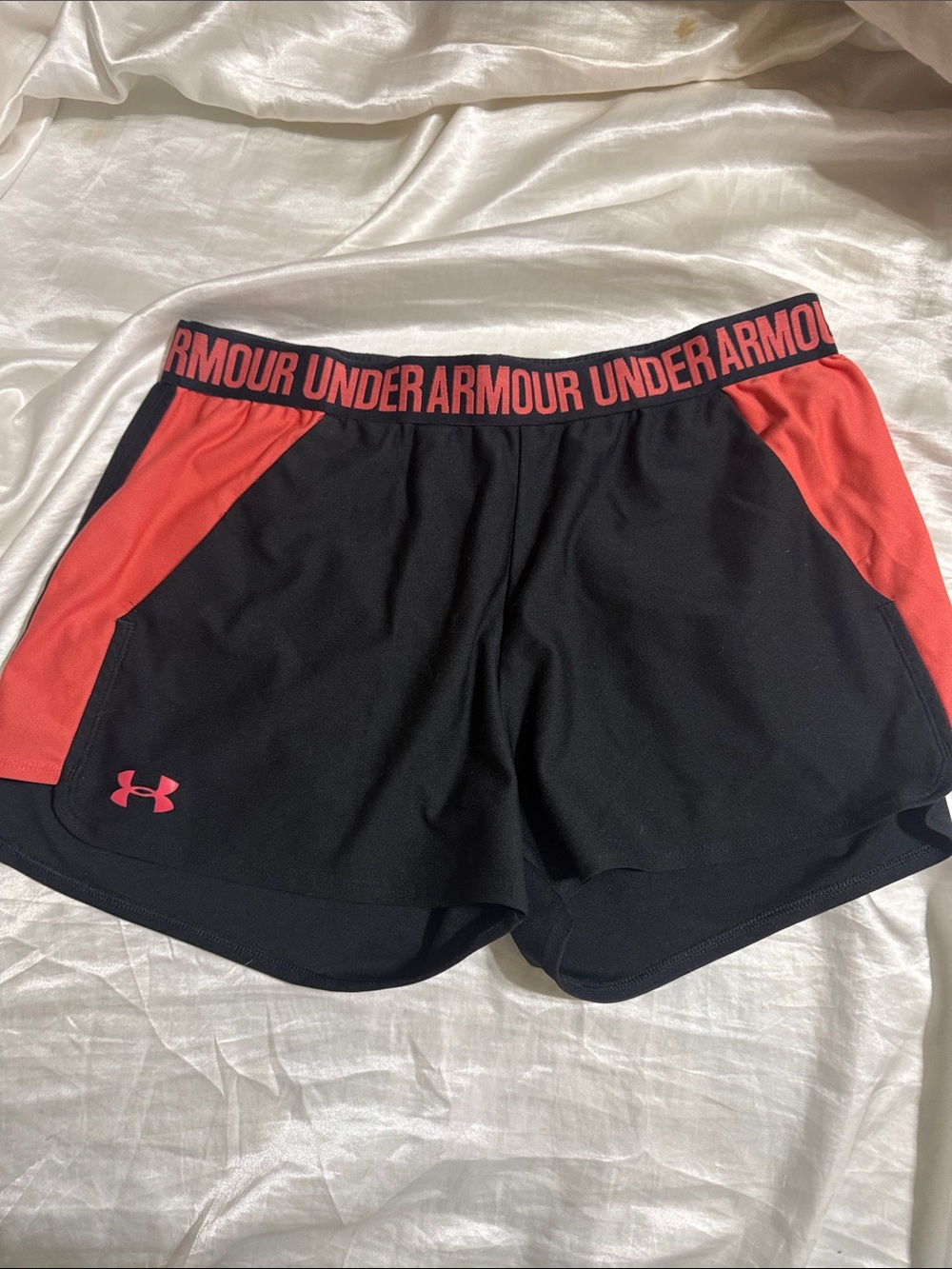Under Armour Women's Black & Coral Athletic Shorts L
